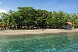 Pondok Sari Dive Resort - Bali. Beach.